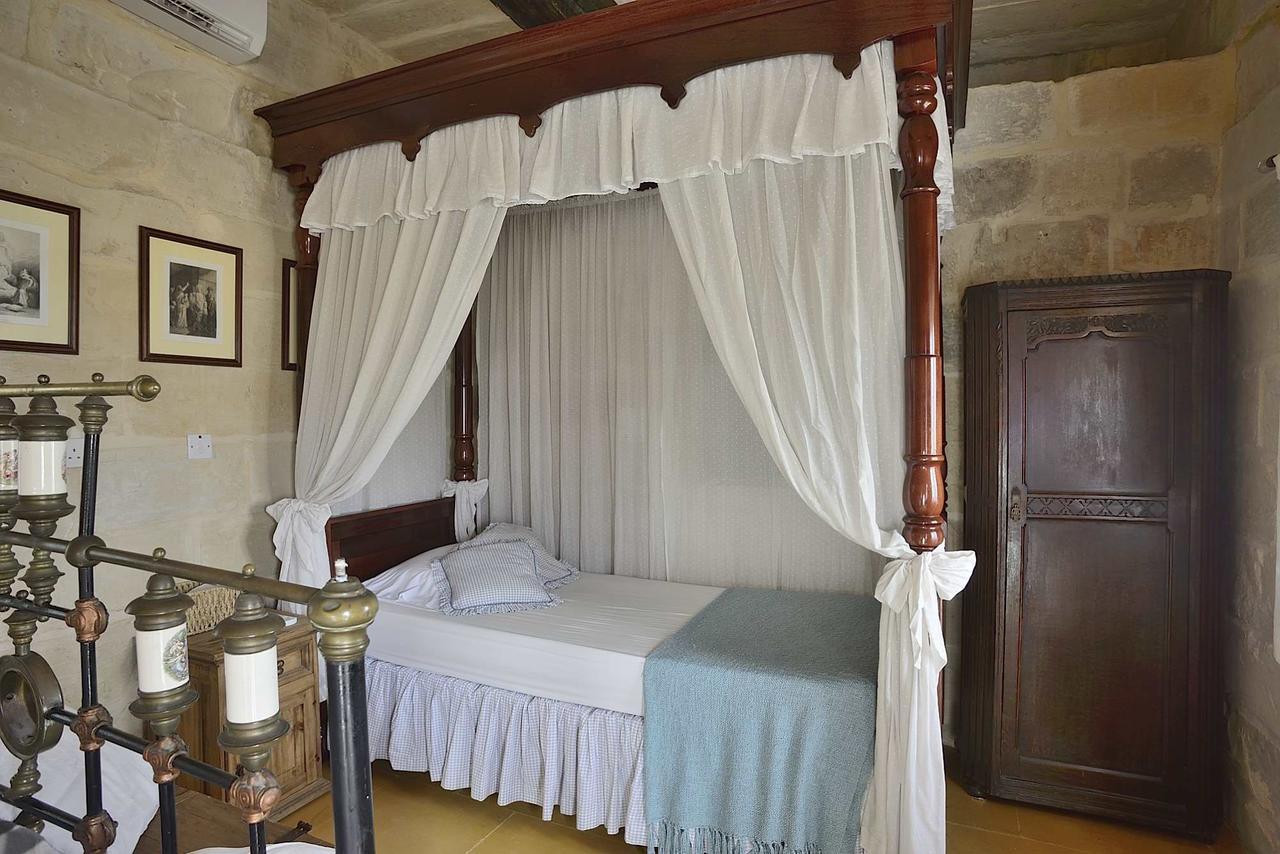 The Burrow Guest House Tarxien Exterior photo