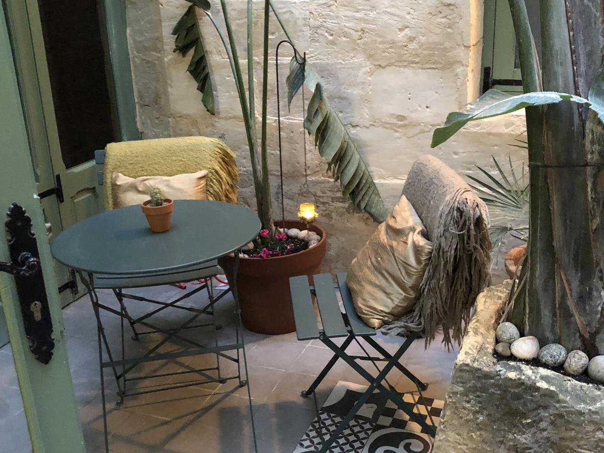 The Burrow Guest House Tarxien Exterior photo